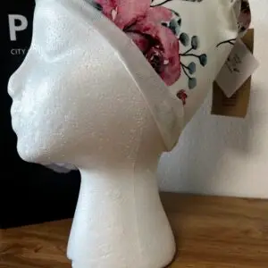 Girls' hat pale rose