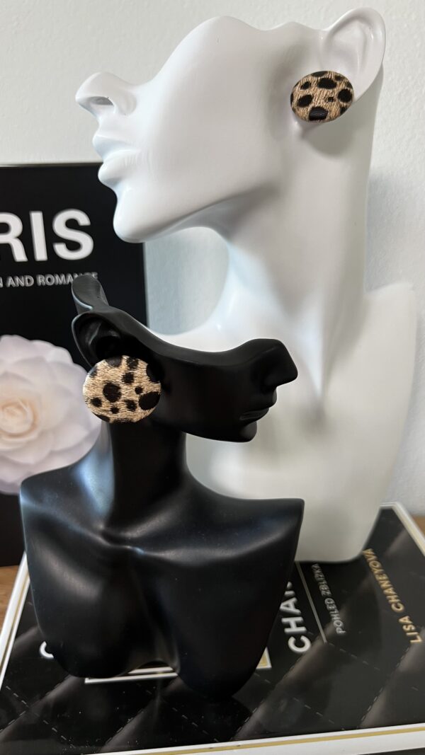 Leo earrings