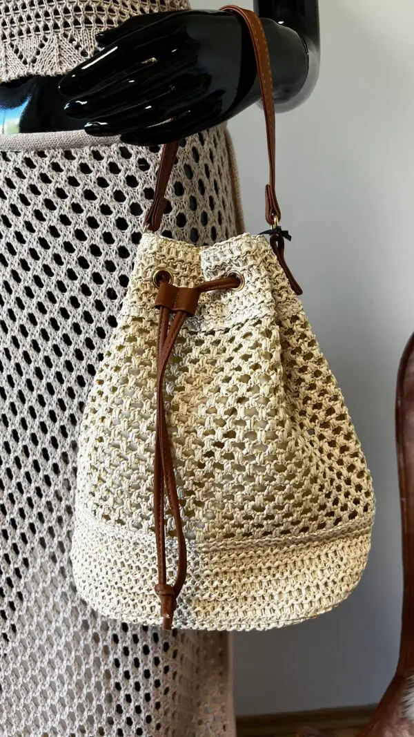 Beige beach bag - Image 3