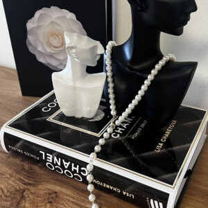 Pearl hanging necklace